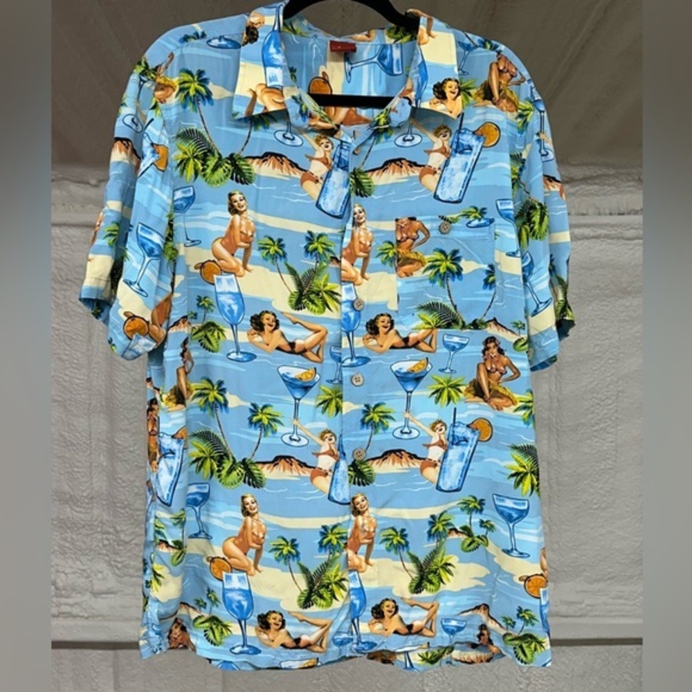 Junction West Pin-up girl Hawaiian Beach‎ Print Lightweight Cruise Shirt XXL
